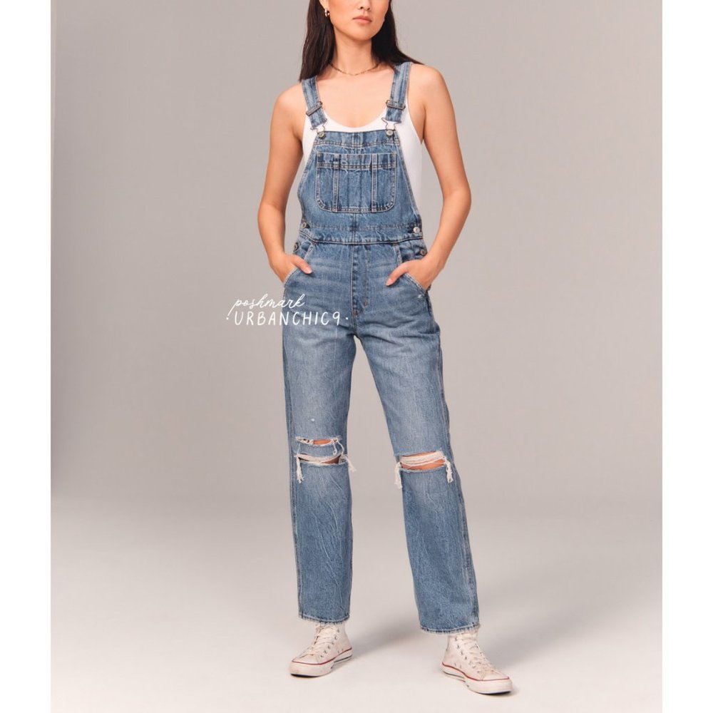 LAST ONE NWT ABERCROMBIE High Rise Denim Jean Overalls Ripped Medium Blue size M